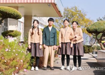 Gần chục trường trung học Hàn Quốc mời gọi học sinh Việt Nam